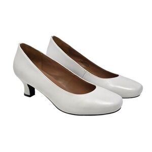 Array Flatter Womens White Leather Round Toe Kitten Heel Pump Shoes 10W NIB‎